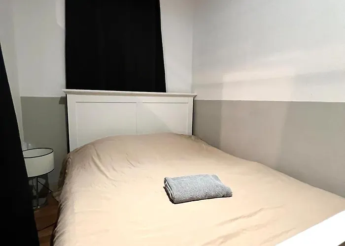 Le New Yorkeur Plein Coeur De *